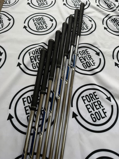 CALLAWAY ROGUE PRO IRONS / 4 - PW / 130g X-Stiff Flex / Mens RH / MINT USED