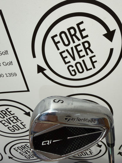 TAYLORMADE Qi SAND WEDGE / RH / 85g Stiff Flex