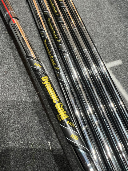 SRIXON ZXi7 IRONS / 5 - PW / RH / 115g Stiff Flex