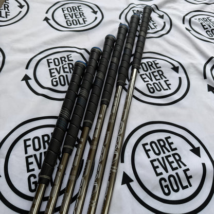 MIZUNO JPX 923 HOT METAL IRONS / 5 - PW / RH / Light Reg Flex Graphite Shafts