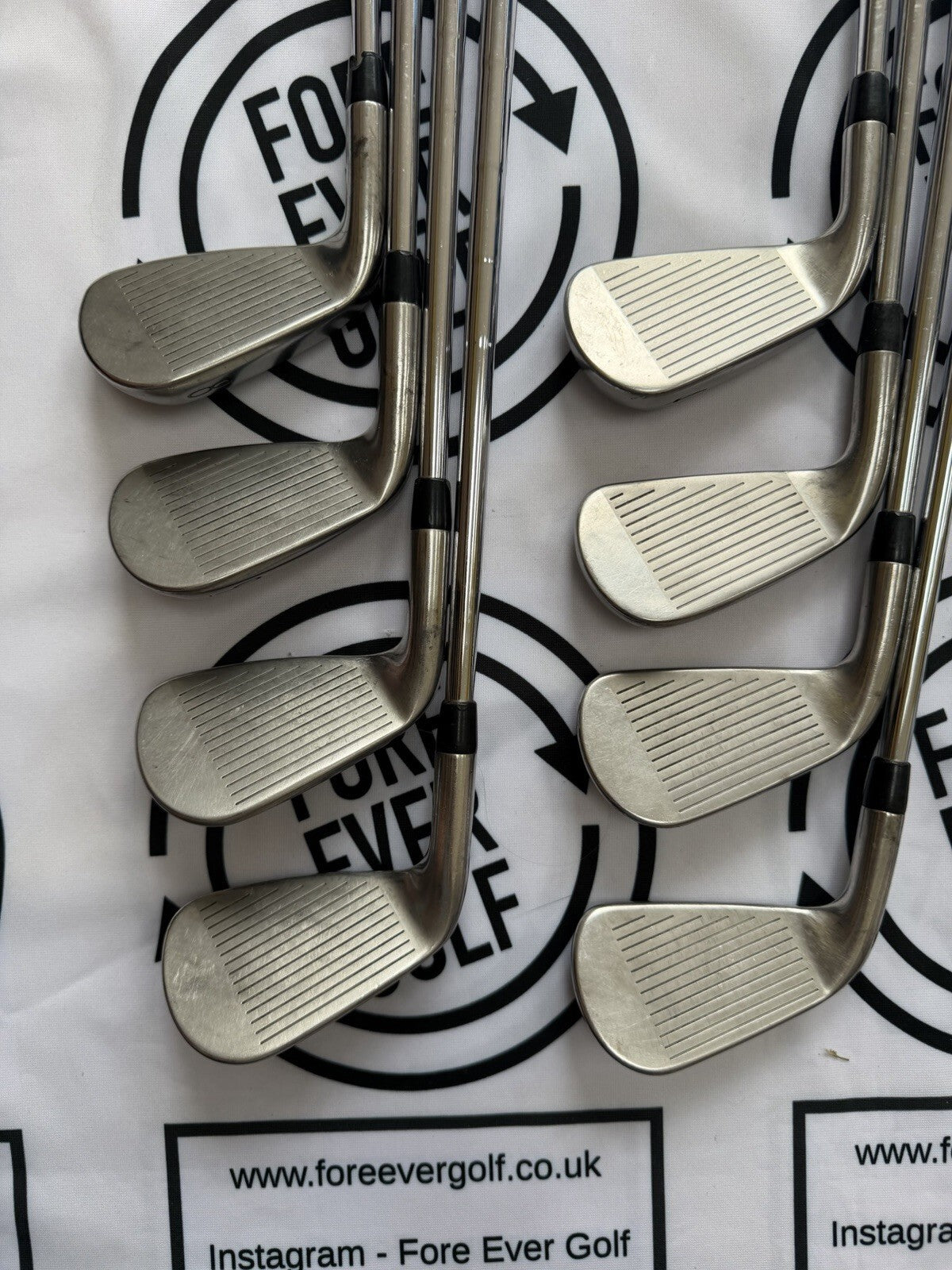 TITLEIST T300 (2019) IRONS / 4 - PW + 48 / RH / 105g Reg Flex / GOOD USED