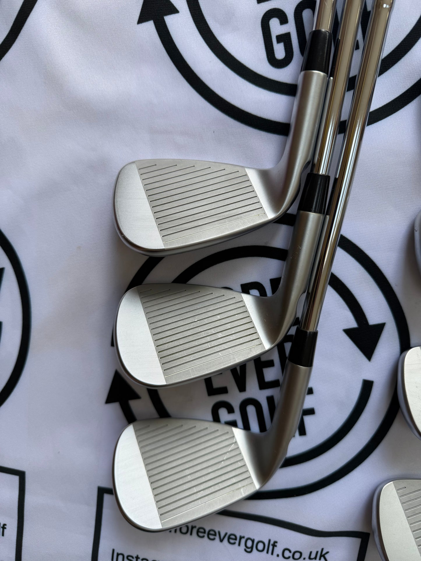 PING i240 IRONS / 5 - UW / Mens RH / White Dot / 100g Reg Flex / MINT USED