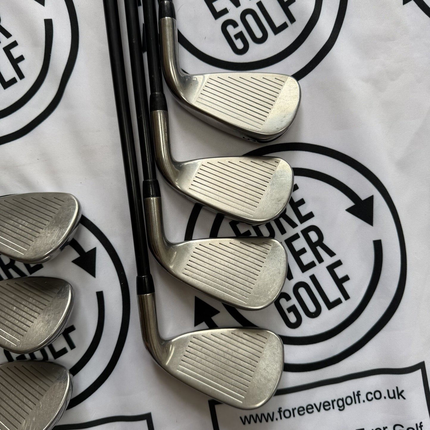 CALLAWAY MAVRIK IRONS / 5 - PW + AW / LH / 90g Reg Flex Graphite Shafts / GOOD