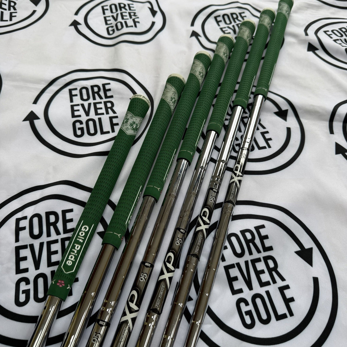 TITLEIST T150/T200 (2023) IRONS / 4 - PW / RH / 95g Stiff Flex / GOOD USED