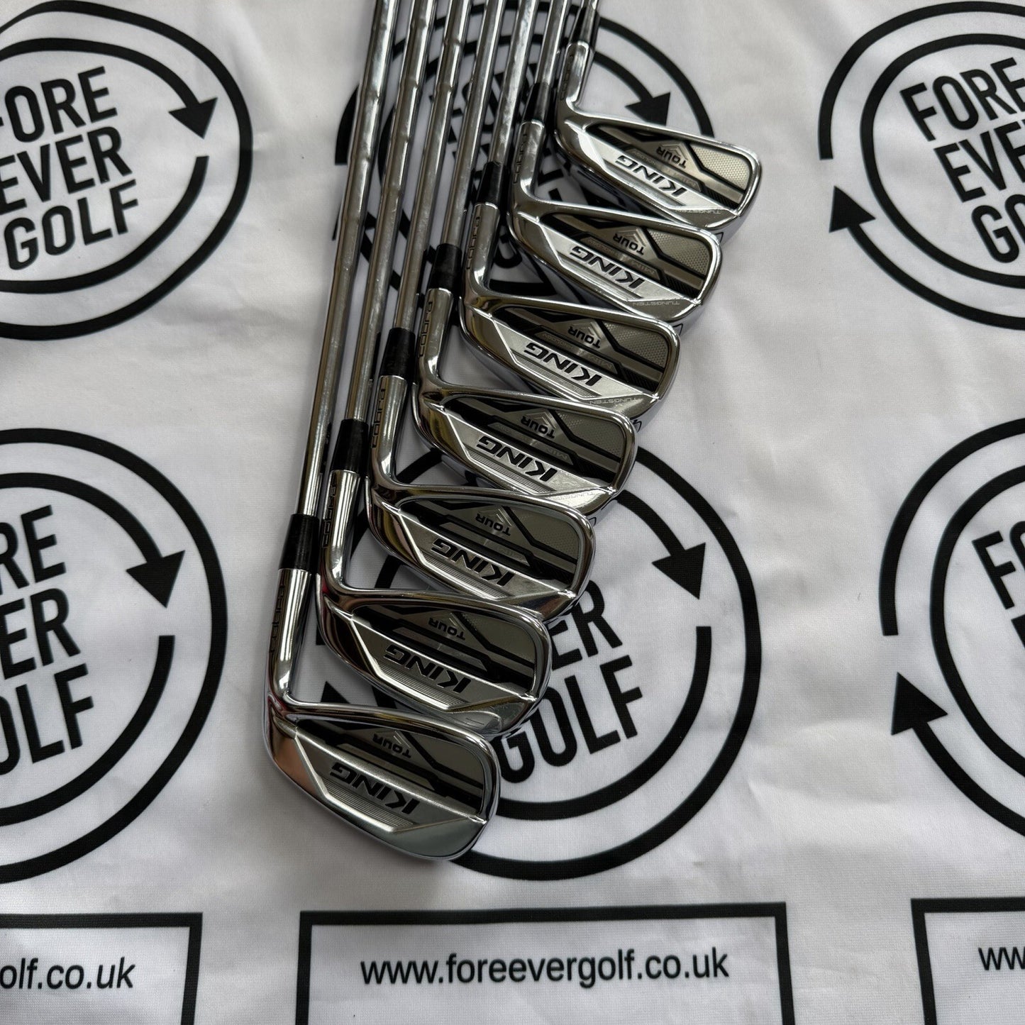 COBRA KING TOUR IRONS / 4 - PW / Mens RH / 120g X-Stiff Flex / V.GOOD USED