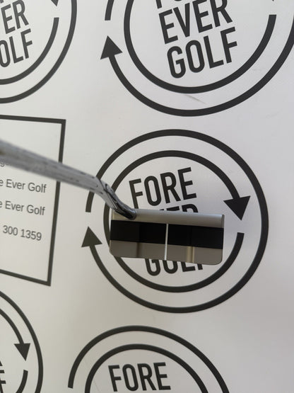 ODYSSEY MICROHINGE DW DOUBLE WIDE PUTTER / 34” / RH / MINT USED