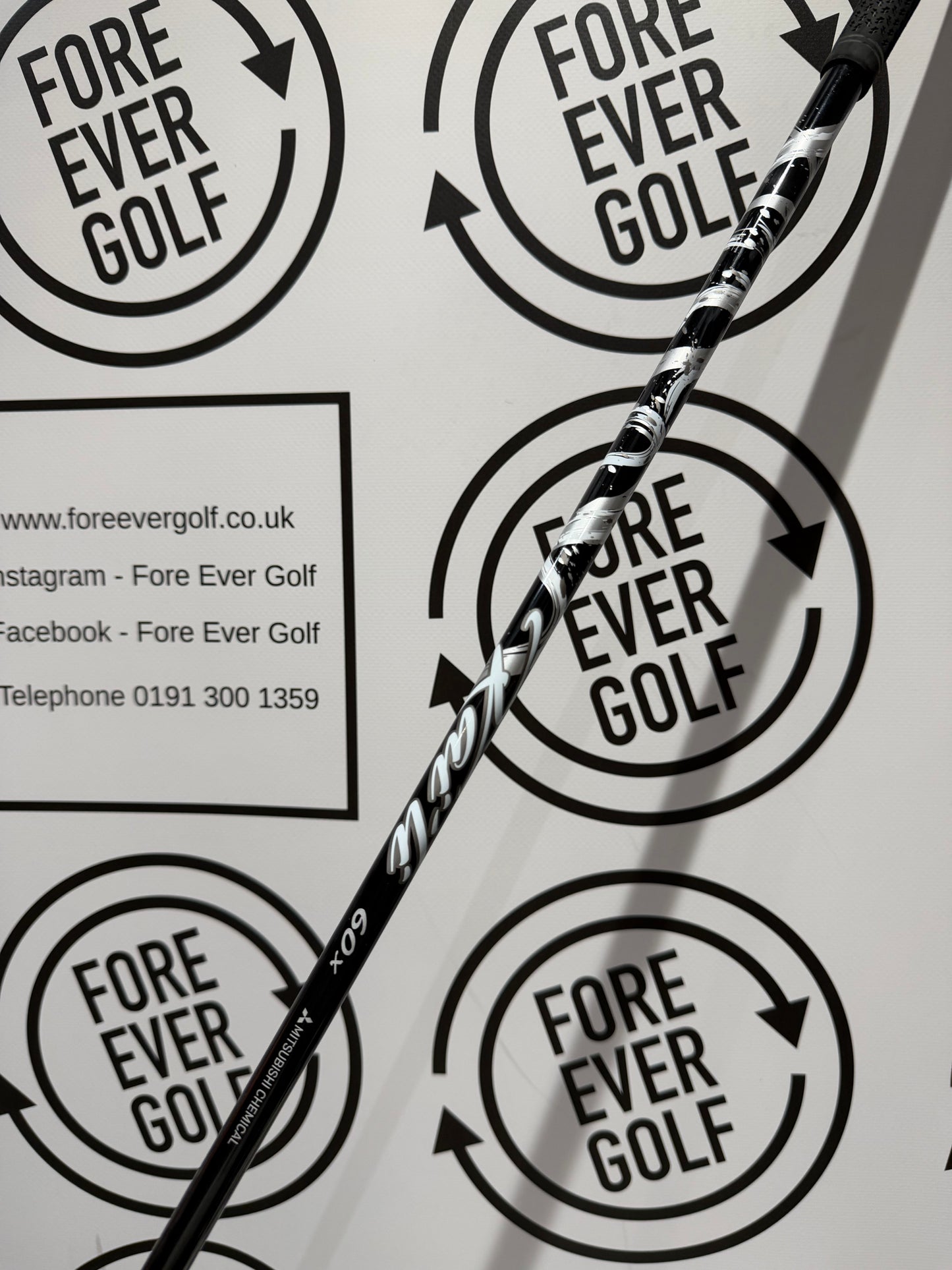 TAYLORMADE DRIVER SHAFT / 60g X-Flex / 44.5” / MITSUBiSHI CHEMICAL KALI (WHITE)