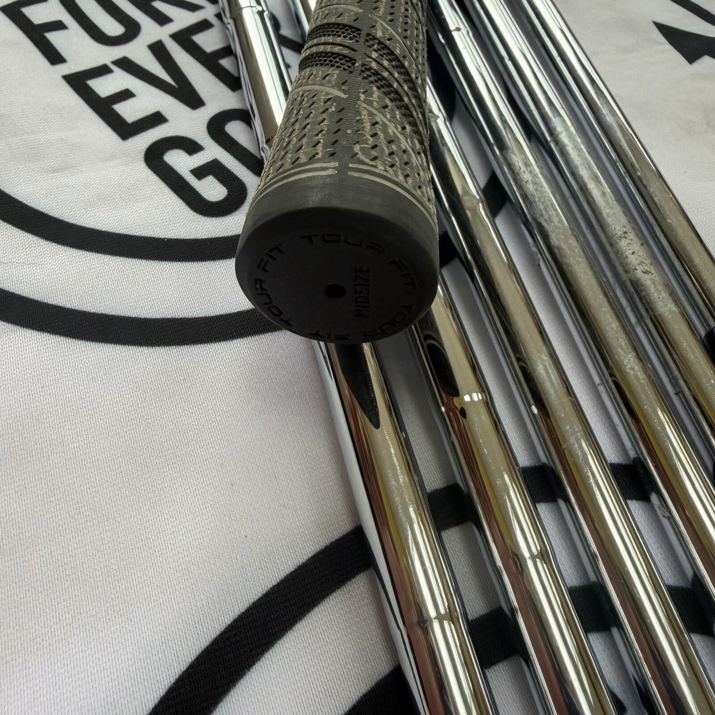 PING i20 IRONS / 4 - PW / Mens RH / Black Dot / Regular Flex / GOOD USED