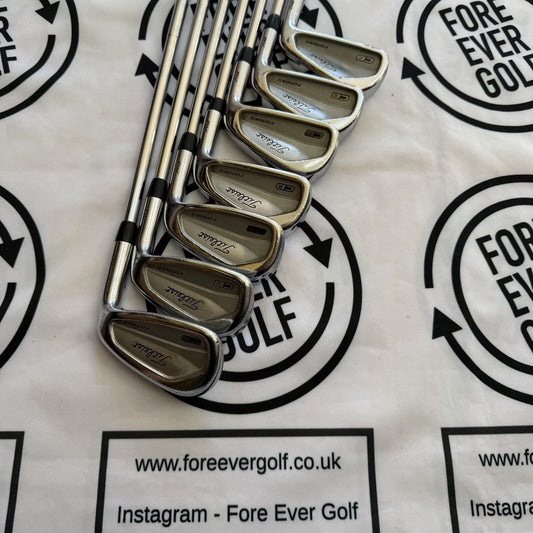 TITLEIST 718 CB IRONS / 4 - PW / Mens RH / S300 AMT White Stiff Flex / GOOD USED