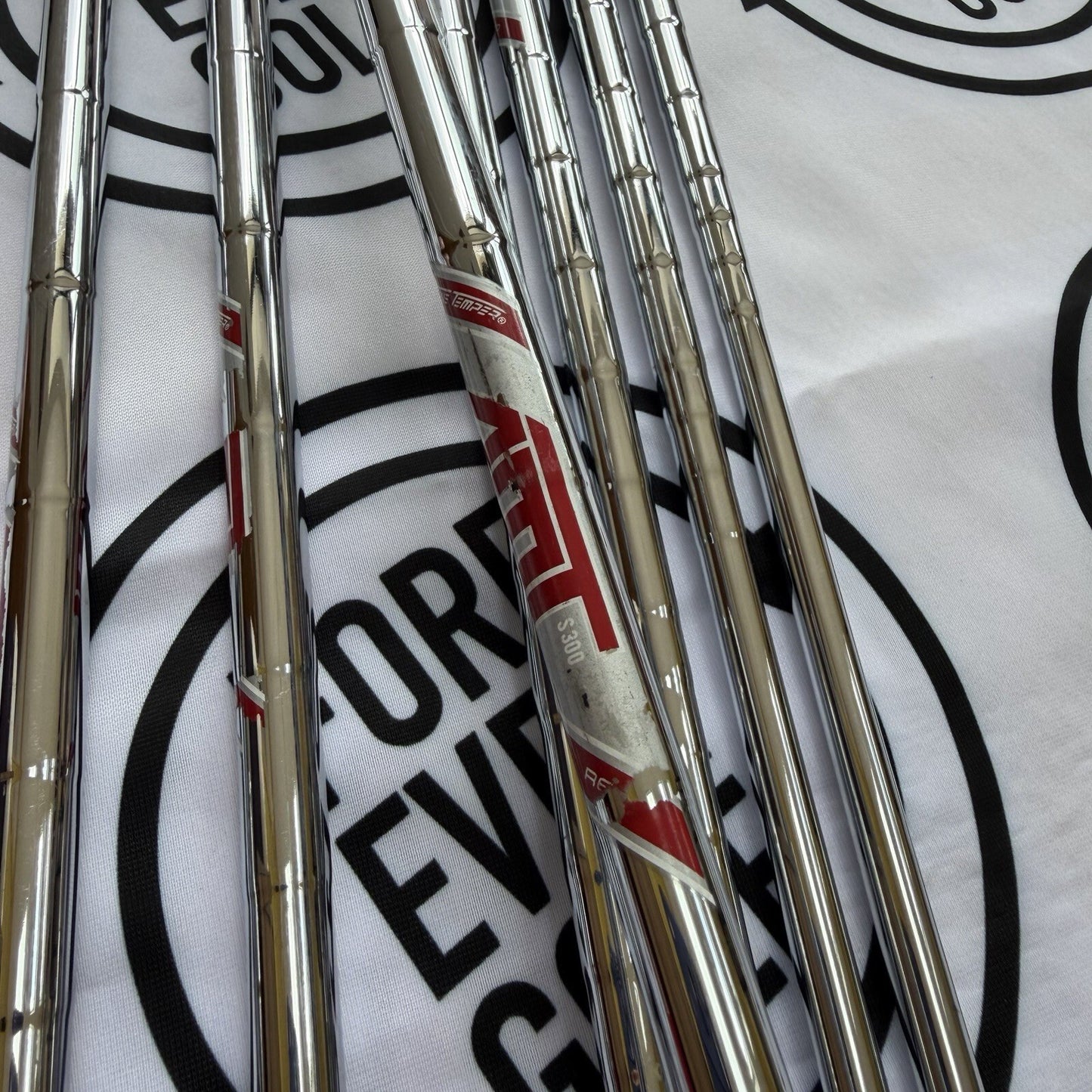 TITLEIST AP3 718 IRONS / 4 - PW / Mens RH / Reg Flex AMT Red Shafts / GOOD USED