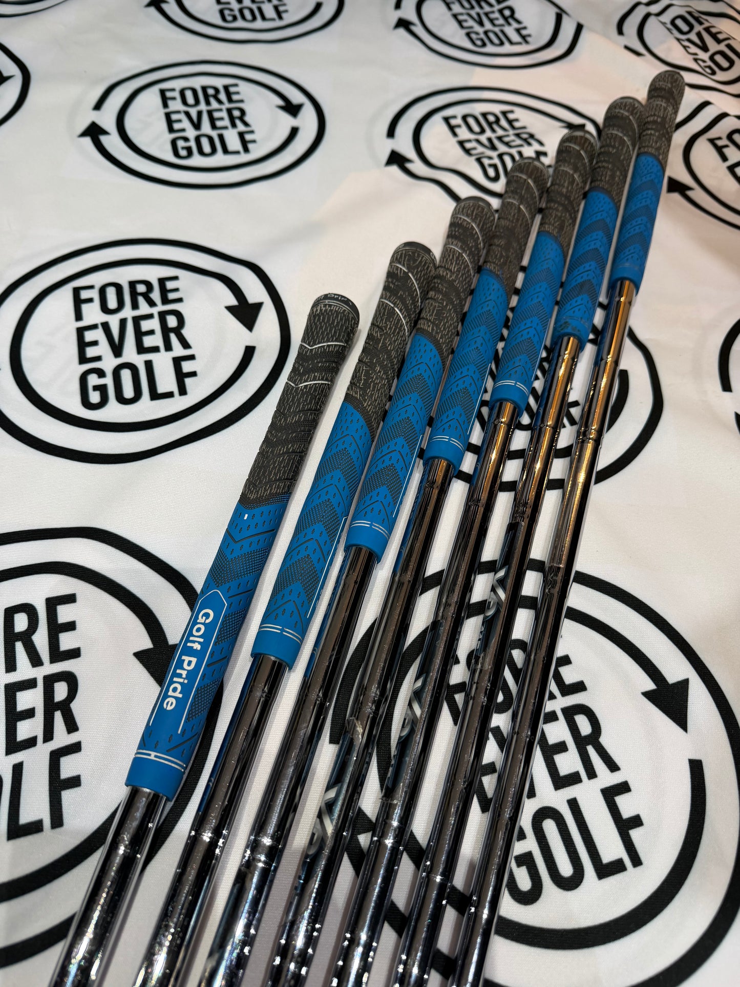 MIZUNO MP-54 IRONS / 4 - PW / Mens RH / 115g Stiff Flex