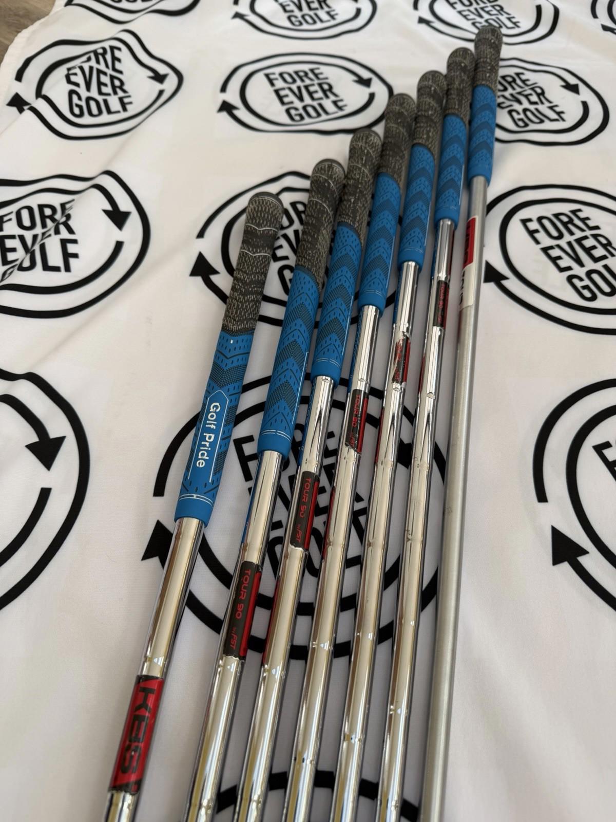 MIZUNO MP-25 IRONS / 4 - PW / Mens RH / Regular Flex / GOOD USED