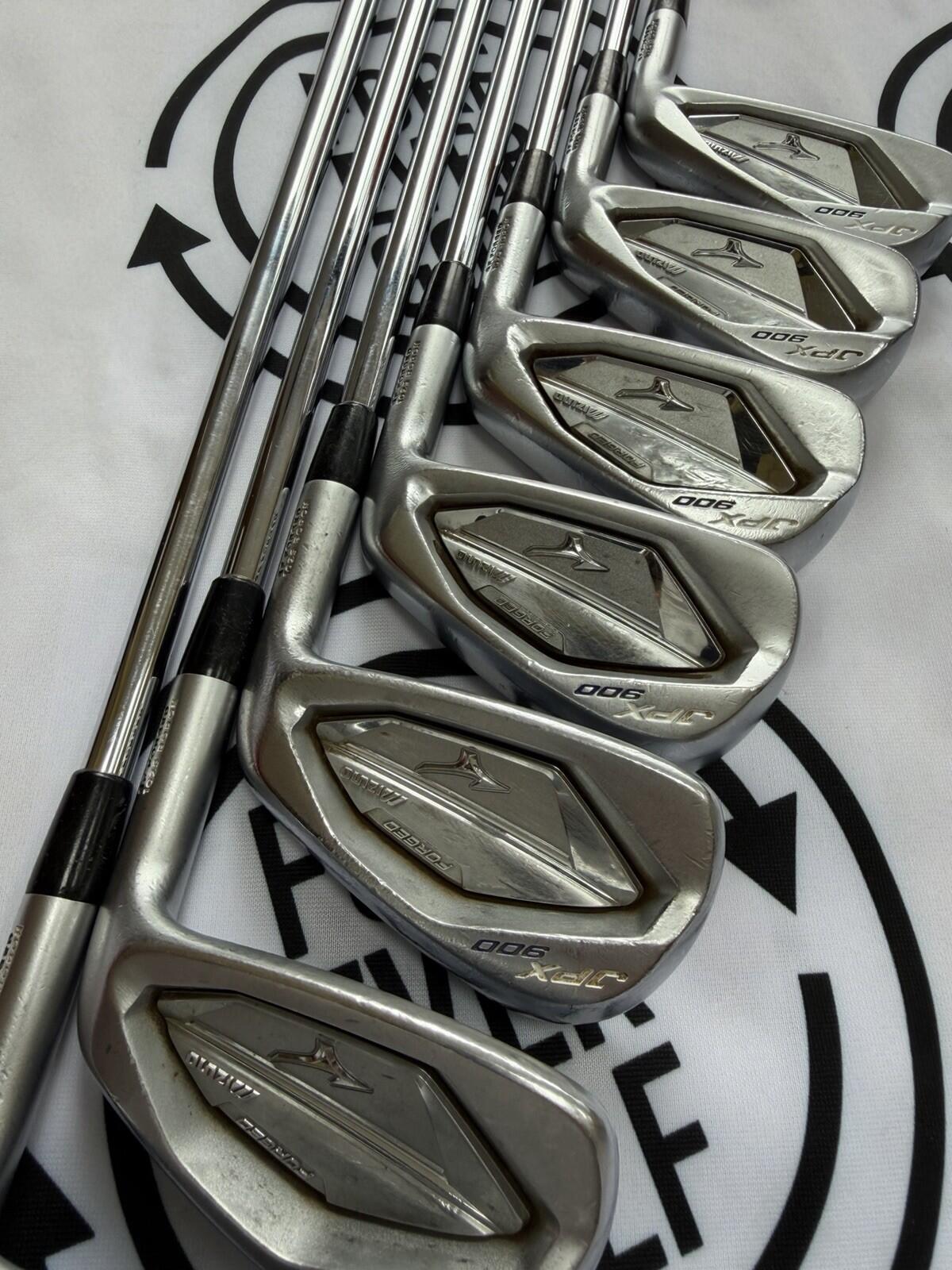 MIZUNO JPX 900 FORGED IRONS / 4 - PW / 120g Stiff Flex / RH / GOOD USED