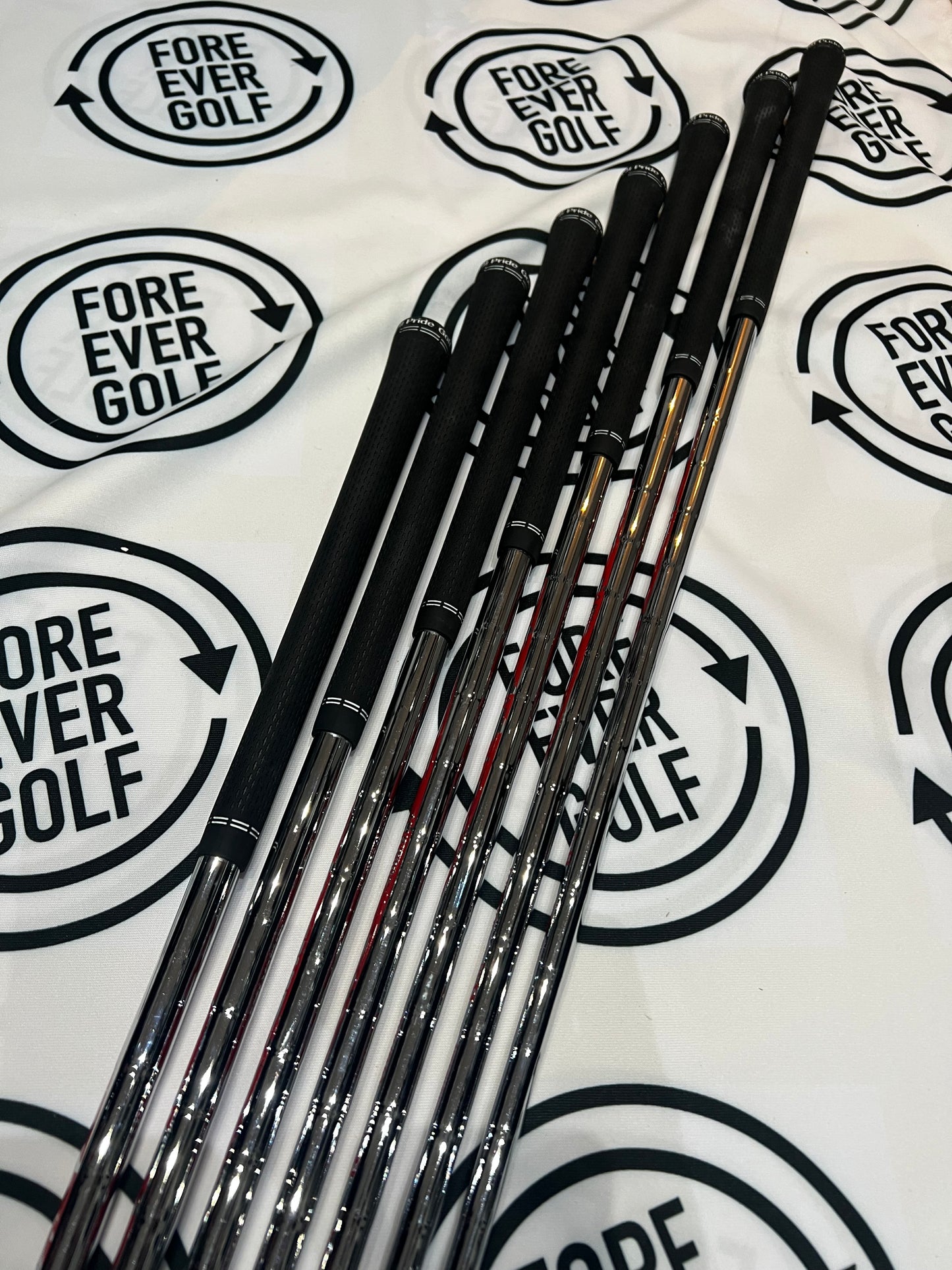 PING BLUEPRINT S IRONS / 4 - PW / RH / 105g Stiff Flex / BLUE DOT