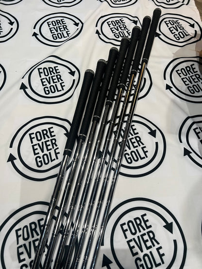 TAYLORMADE P7CB IRONS / 4 - PW / MENS RH / 115g Stiff Flex