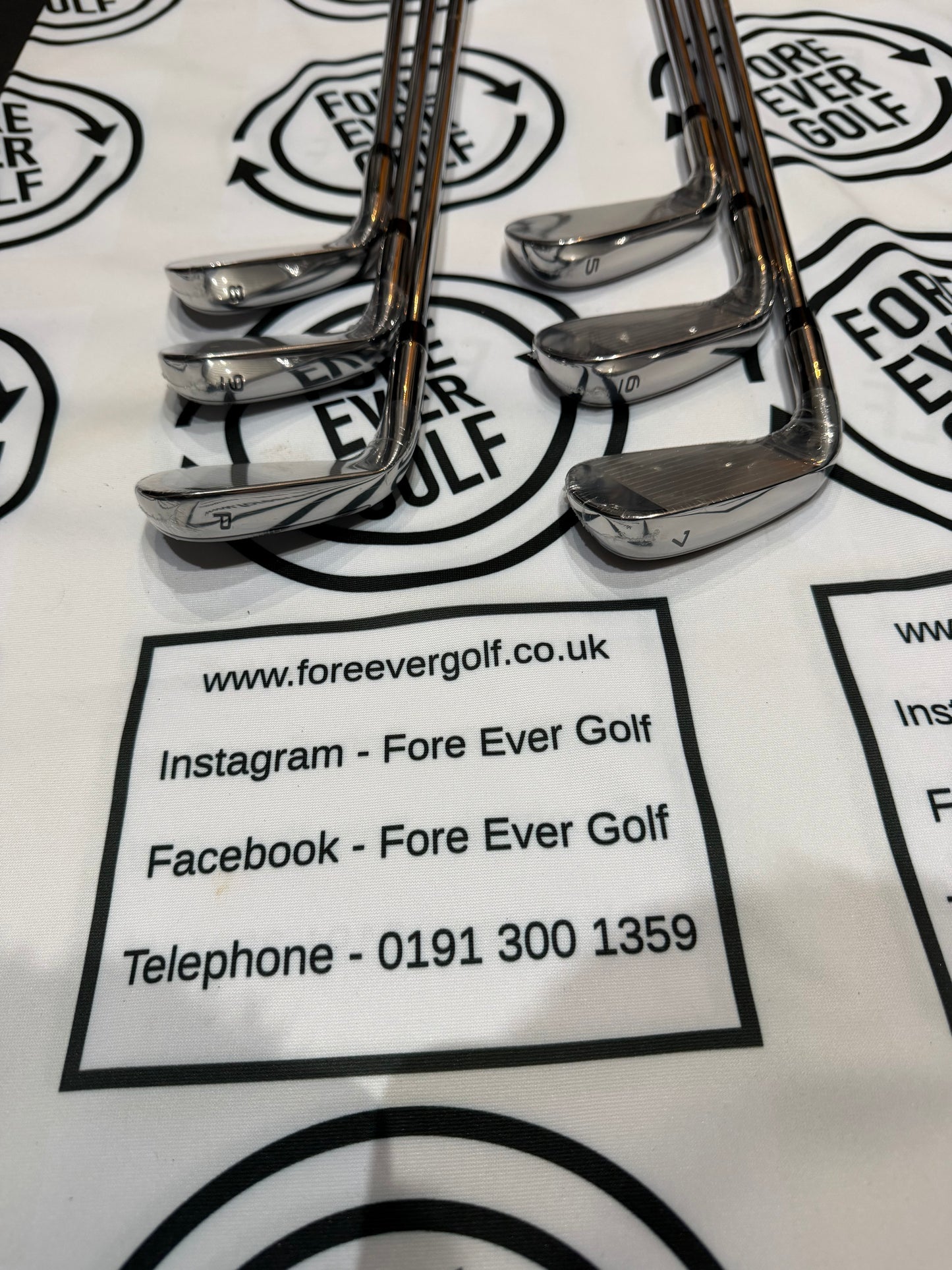 CALLAWAY Ai SMOKE IRONS / 5 - PW / Mens RH / 95g Reg Flex