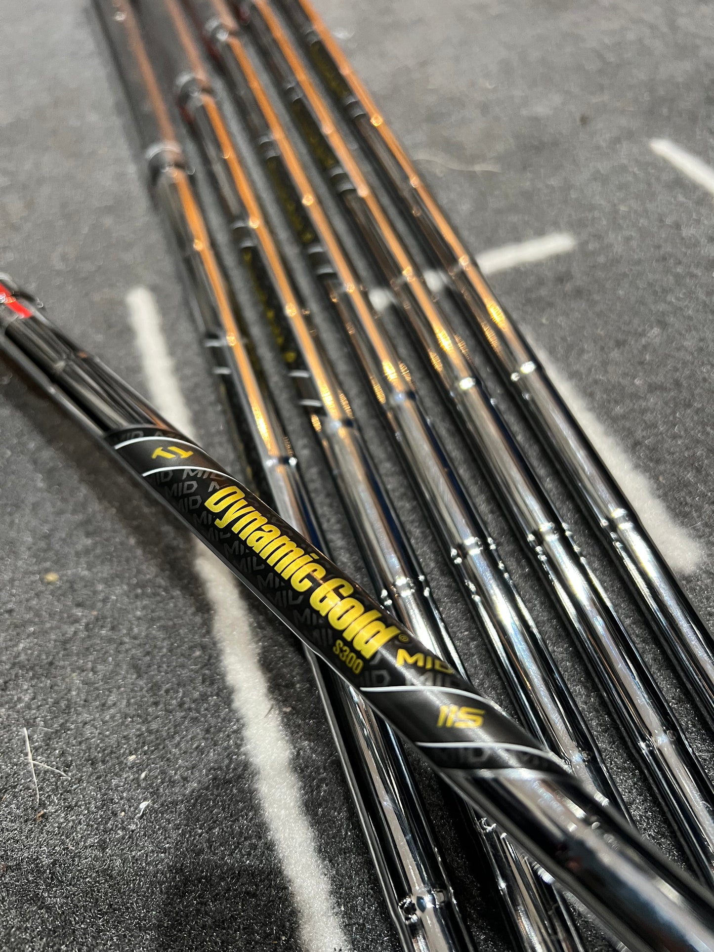 SRIXON ZXi7 IRONS / 5-PW / 115g Stiff Flex