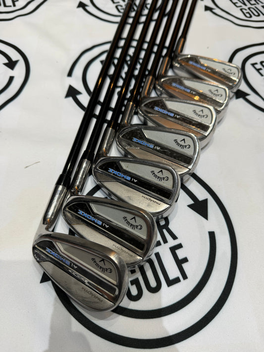 CALLAWAY Ai SMOKE IRONS / 6 - SW / RH / 85g Reg Flex Graphite Shafts