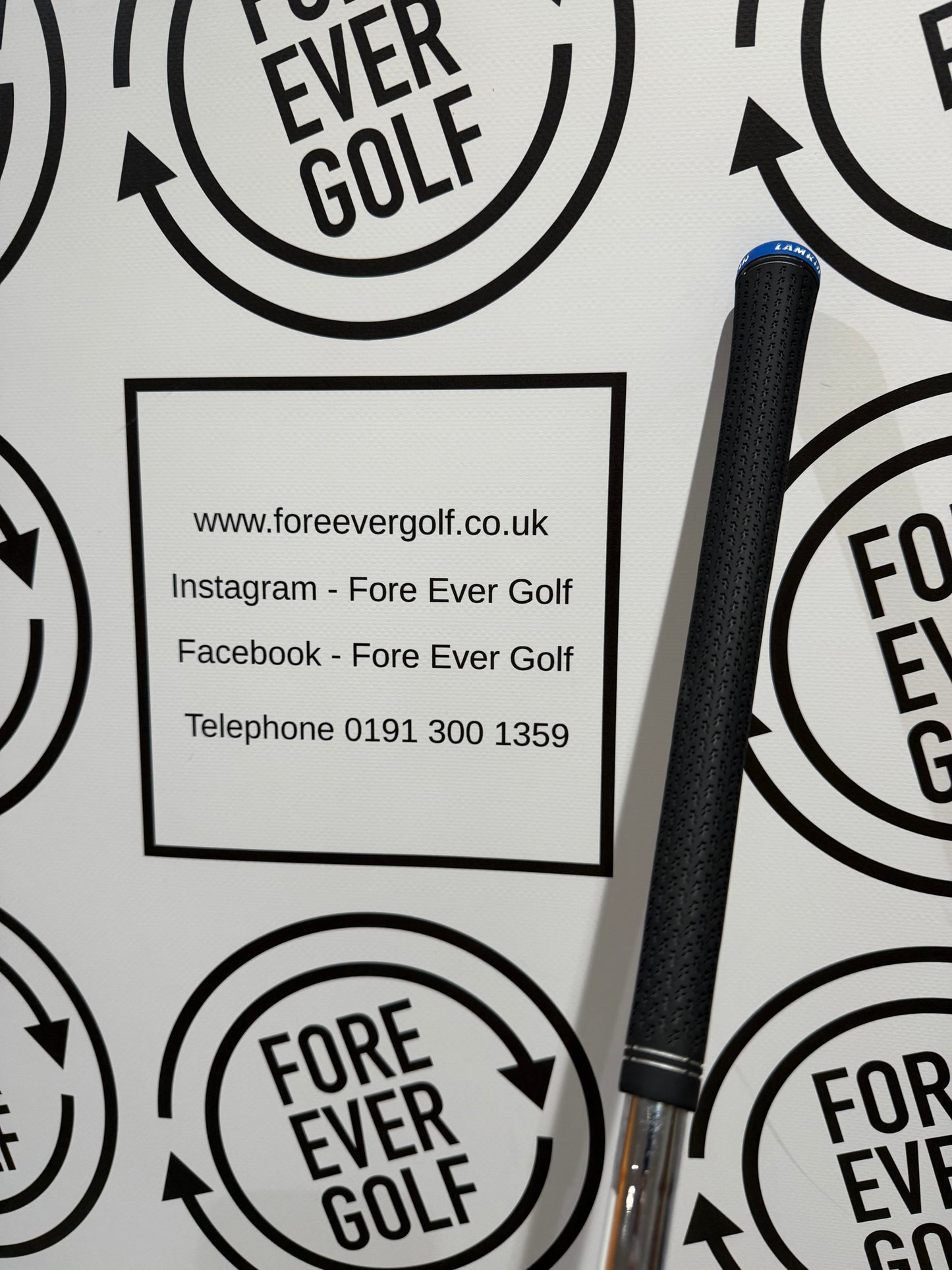 TAYLORMADE Qi SAND WEDGE / RH / 85g Stiff Flex