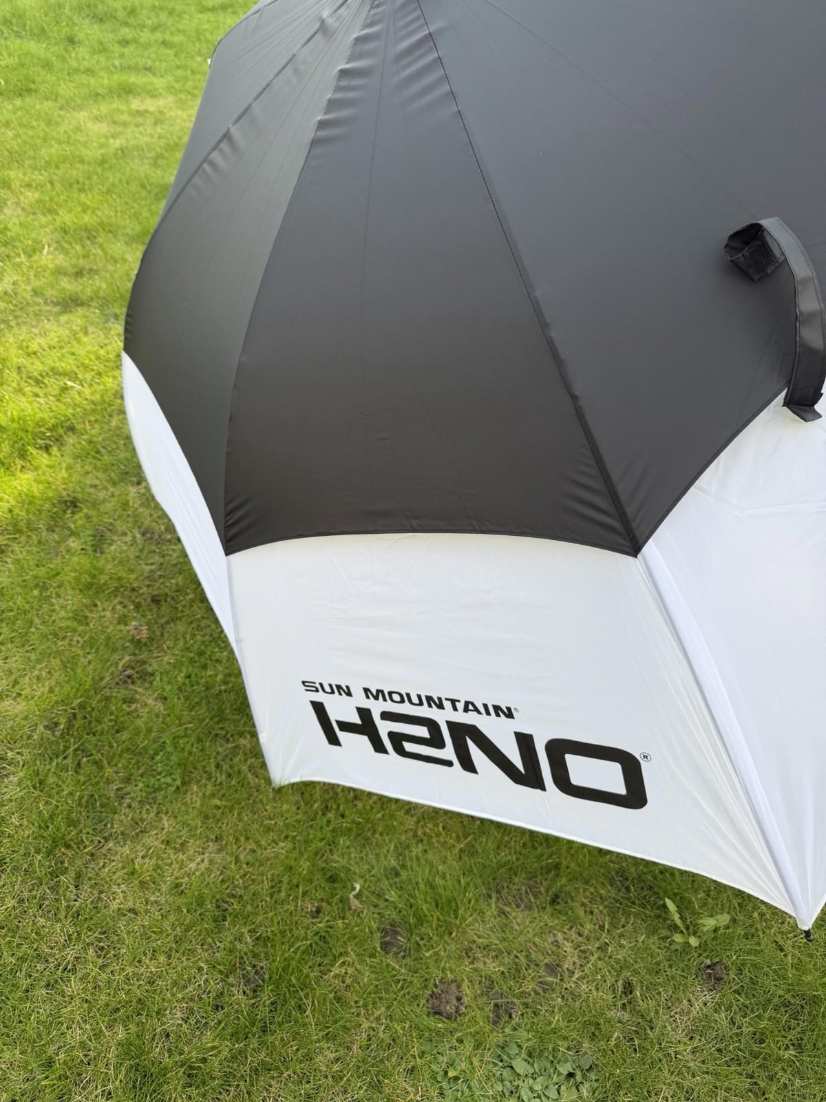SUN MOUNTAIN H2NO GOLF UMBRELLA / White/Black - NEW