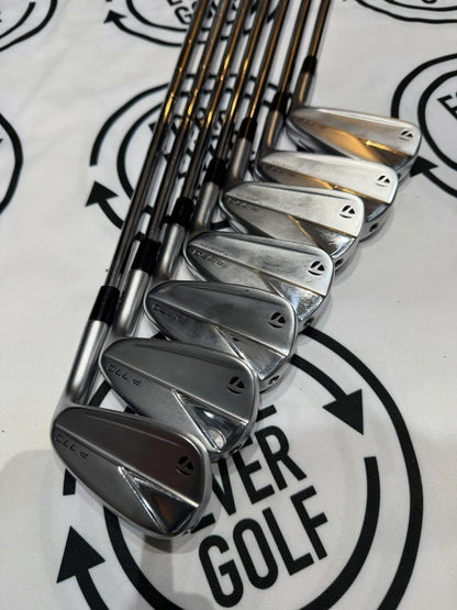 TAYLORMADE P770 (2023) IRONS / 4 - PW / RH / 100g Stiff Flex / GOOD USED