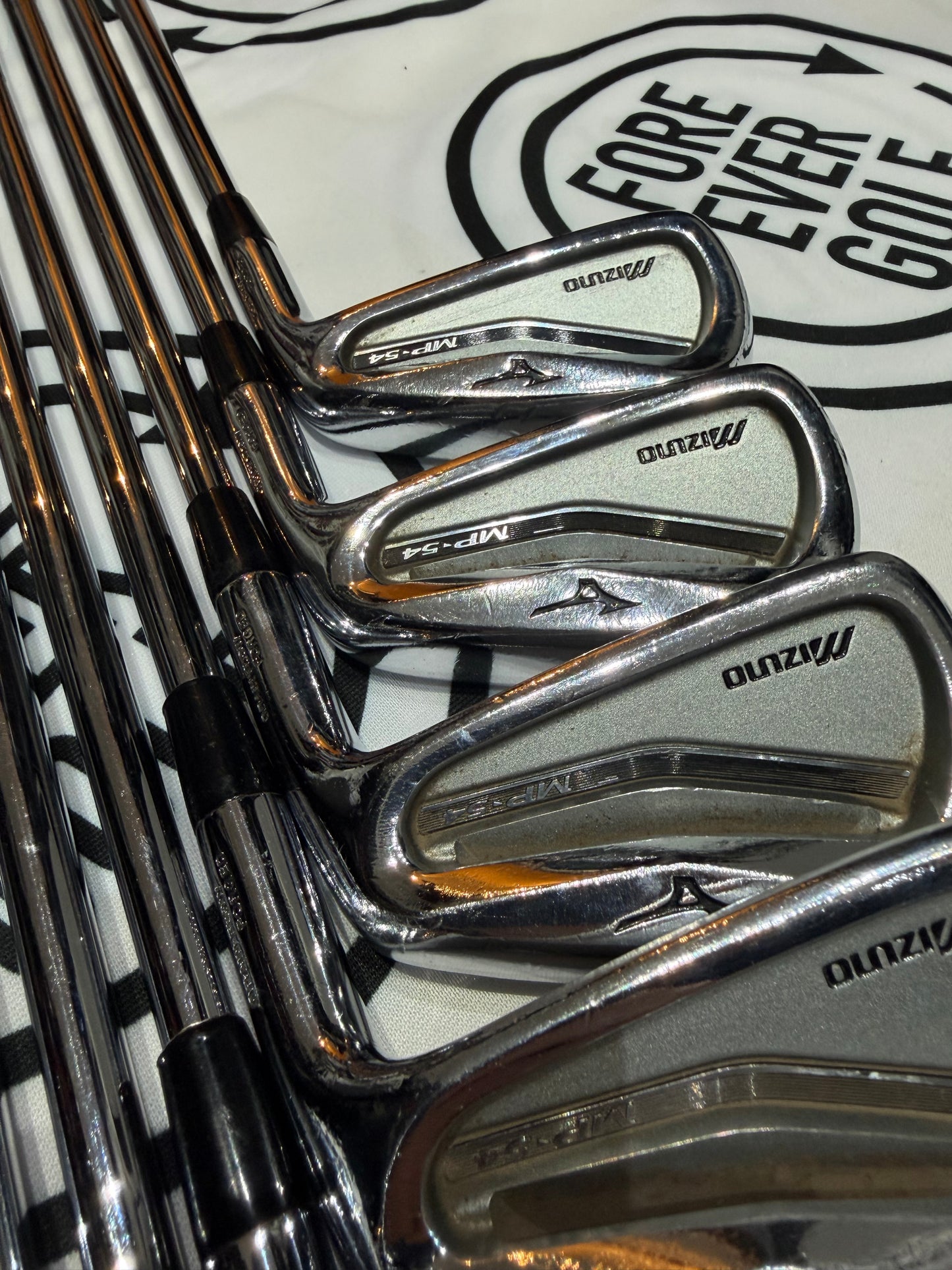 MIZUNO MP-54 IRONS / 4 - PW / Mens RH / 115g Stiff Flex