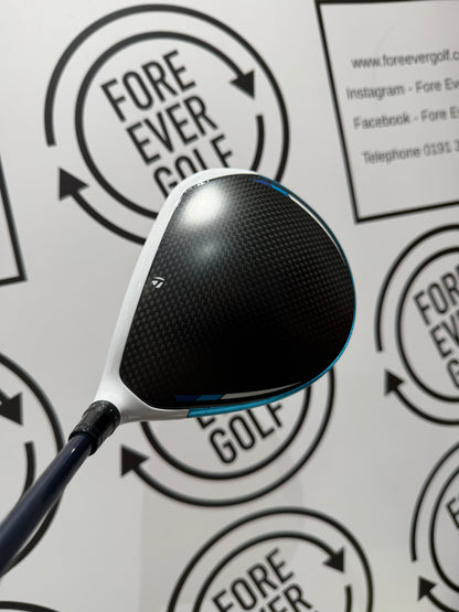 TAYLORMADE SIM2 MAX DRIVER / 10.5 Deg / RH / 50g Reg Flex