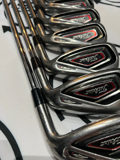 TITLEIST AP1 716 IRONS / 5 - PW / 127g Reg Flex / Mens RH