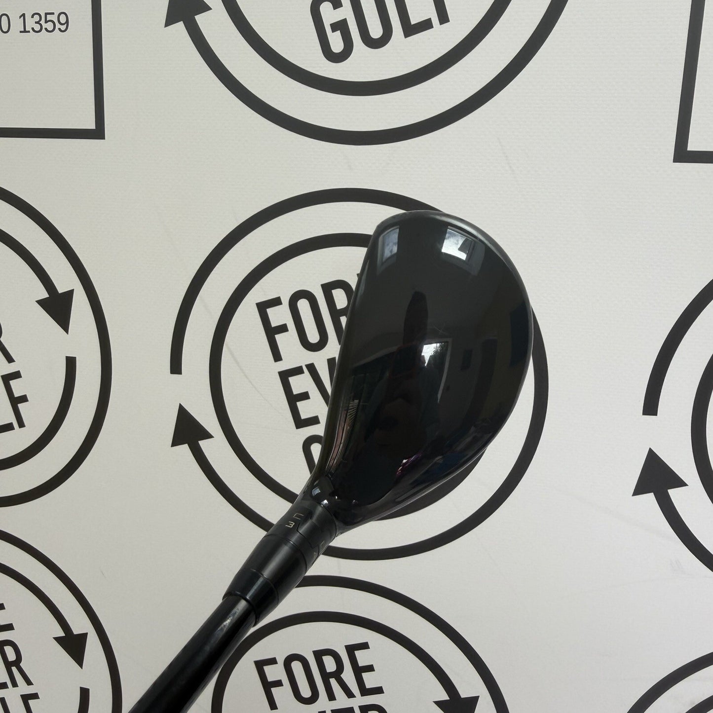 TITLEIST TSR3 4 HYBRID / 21 Deg / RH / 80g Stiff Flex / GOOD USED