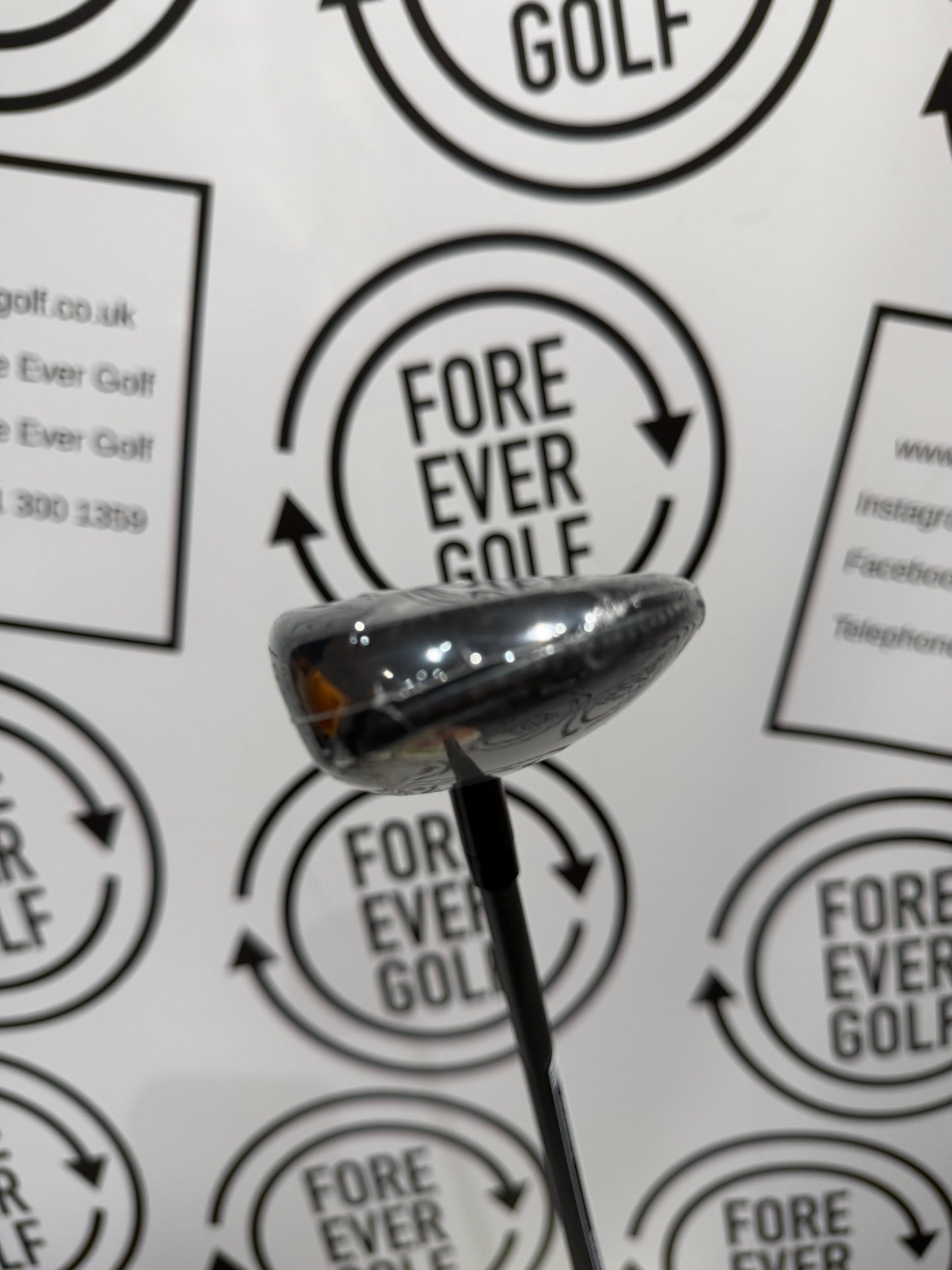 TAYLORMADE Qi35 MAX 4 HYBRID / 23 Deg / RH / 50g Reg Flex