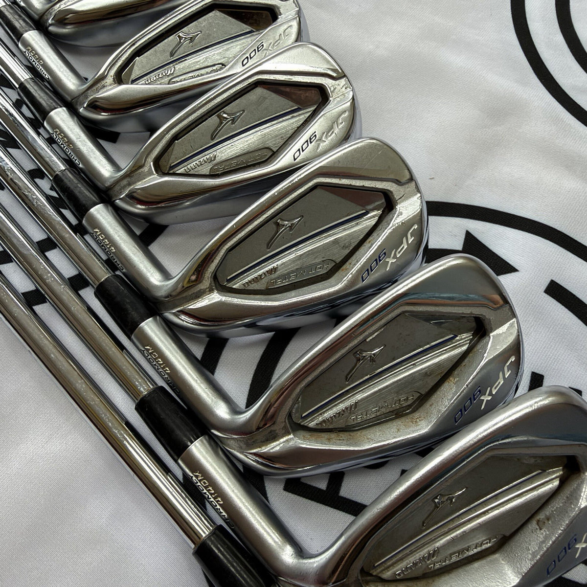 MIZUNO JPX 900 HOT METAL IRONS / 4 - SW / RH / 115g Reg Flex / GOOD USED
