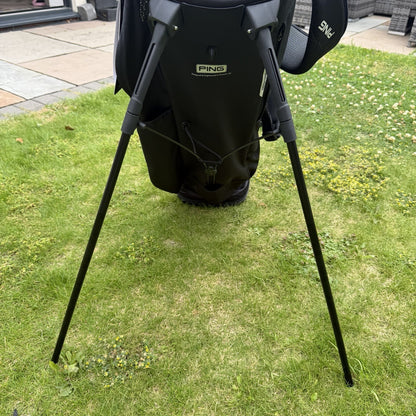 PINGER HOOFERLITE GOLF CARRY BAG / 4 Way Divide / Black/White / NEW