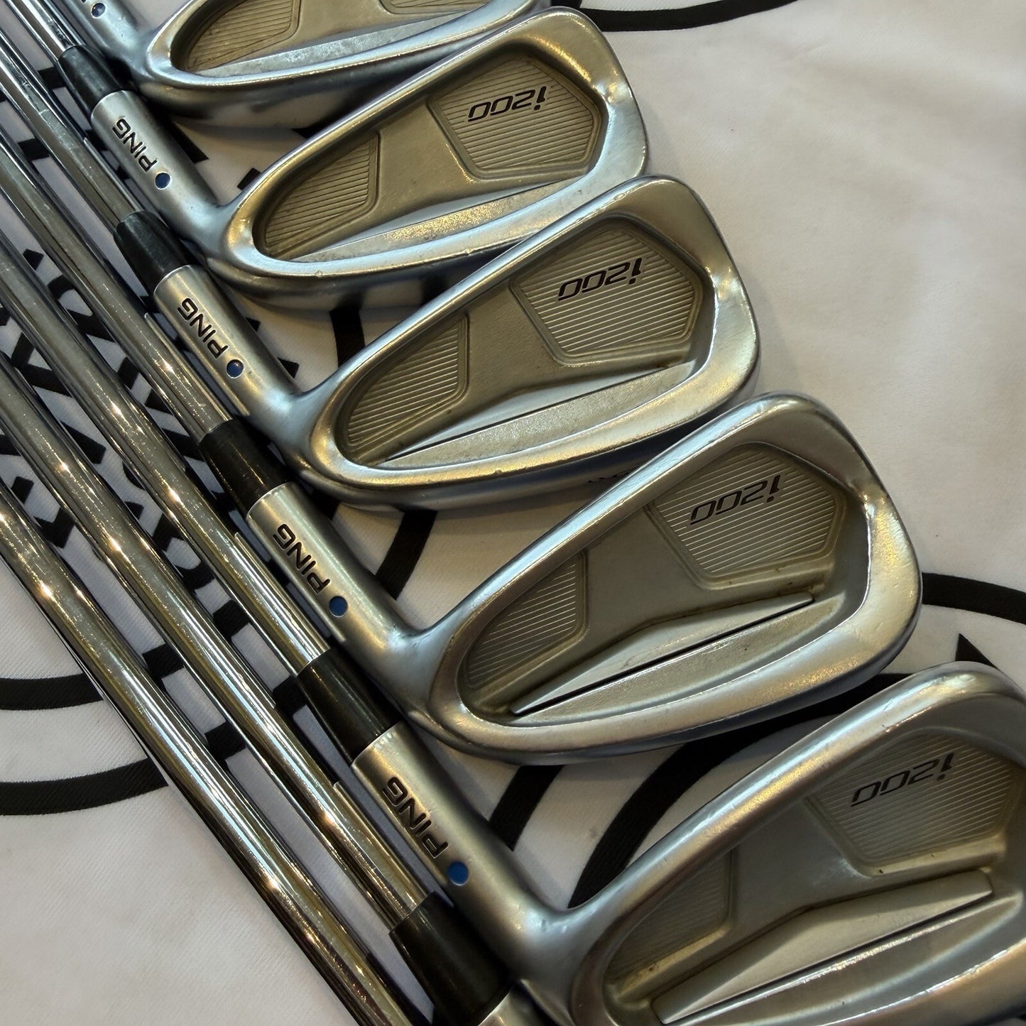 PING i200 IRON SET / 4 - PW / RH / BLUE DOT / 105g Reg Flex / GOOD USED