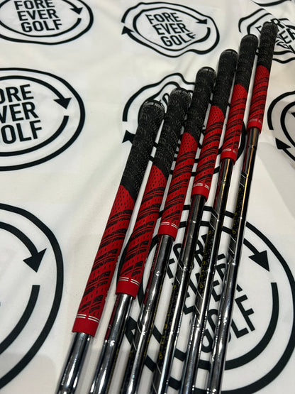 CALLAWAY APEX Ai200 IRONS / 5 - PW / RH / 90g Reg Flex