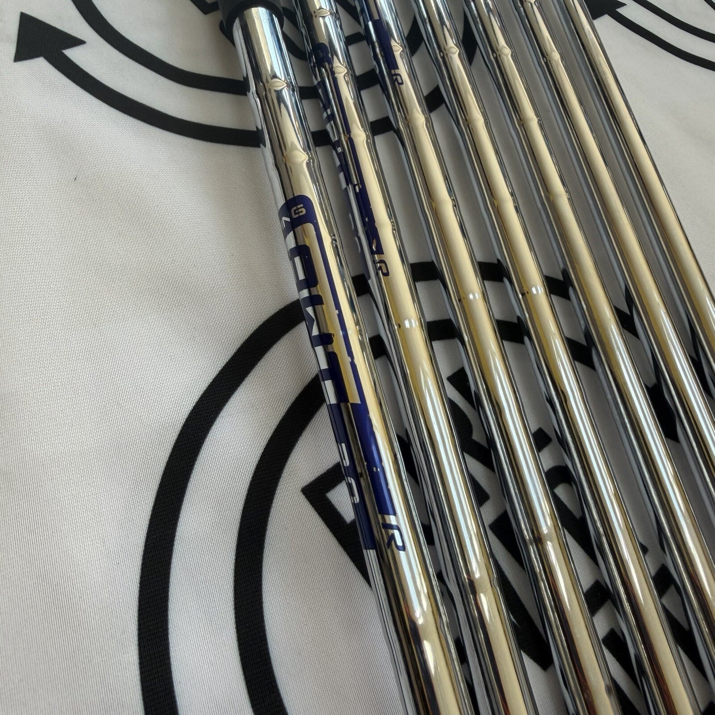 PING G410 IRONS / 4 - PW / Blue Dot / Mens RH / 98g Reg Flex / GOOD USED