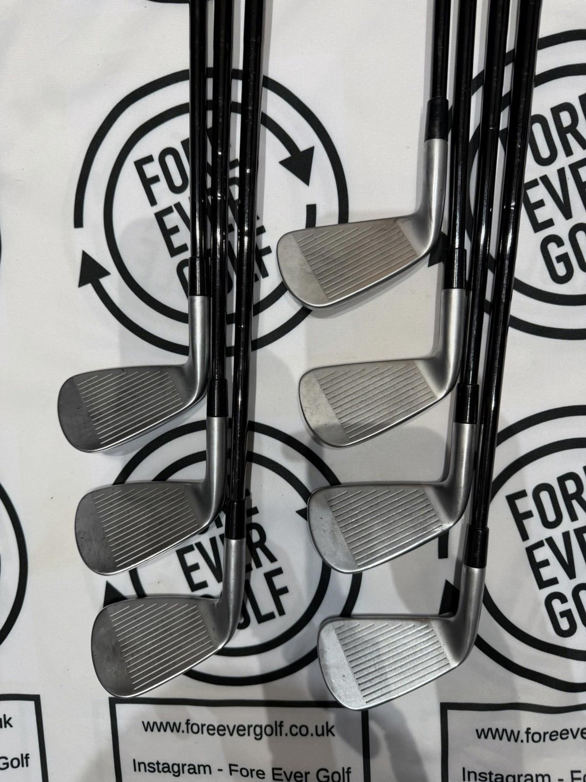 TAYLORMADE P790 (2023) IRONS / 4 - PW / RH / 120g Stiff Flex / GOOD USED