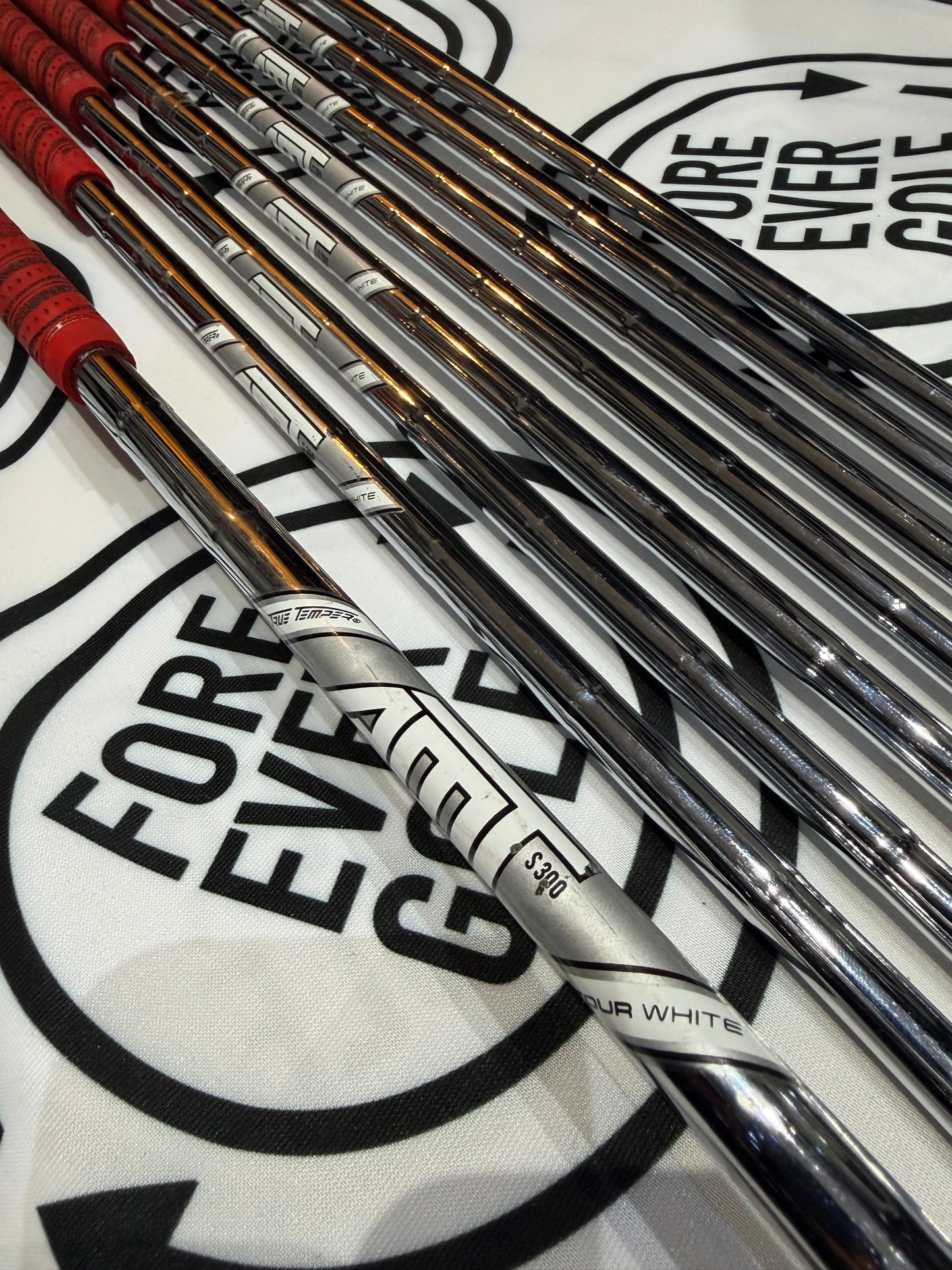 TITLEIST T100S IRONS (2021) / 4 - PW + 48 / RH S300 Stiff Flex