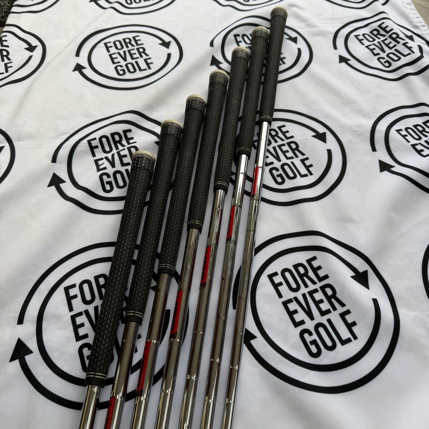 COBRA F9 SPEEDBACK IRONS / 5 - SW / Mens RH / 90g Reg Flex / V.GOOD USED