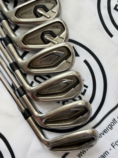 TITLEIST T300 (2019) IRONS / 4 - PW + 48 / RH / 105g Reg Flex / GOOD USED