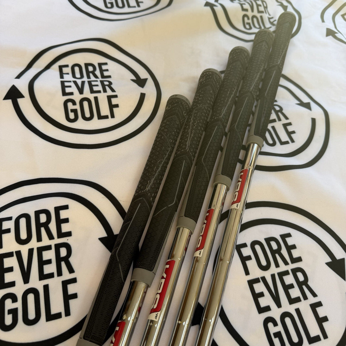 TAYLORMADE Qi MAX HL IRONS / 6 - PW / Mens RH / 90g Reg Flex / V.GOOD USED