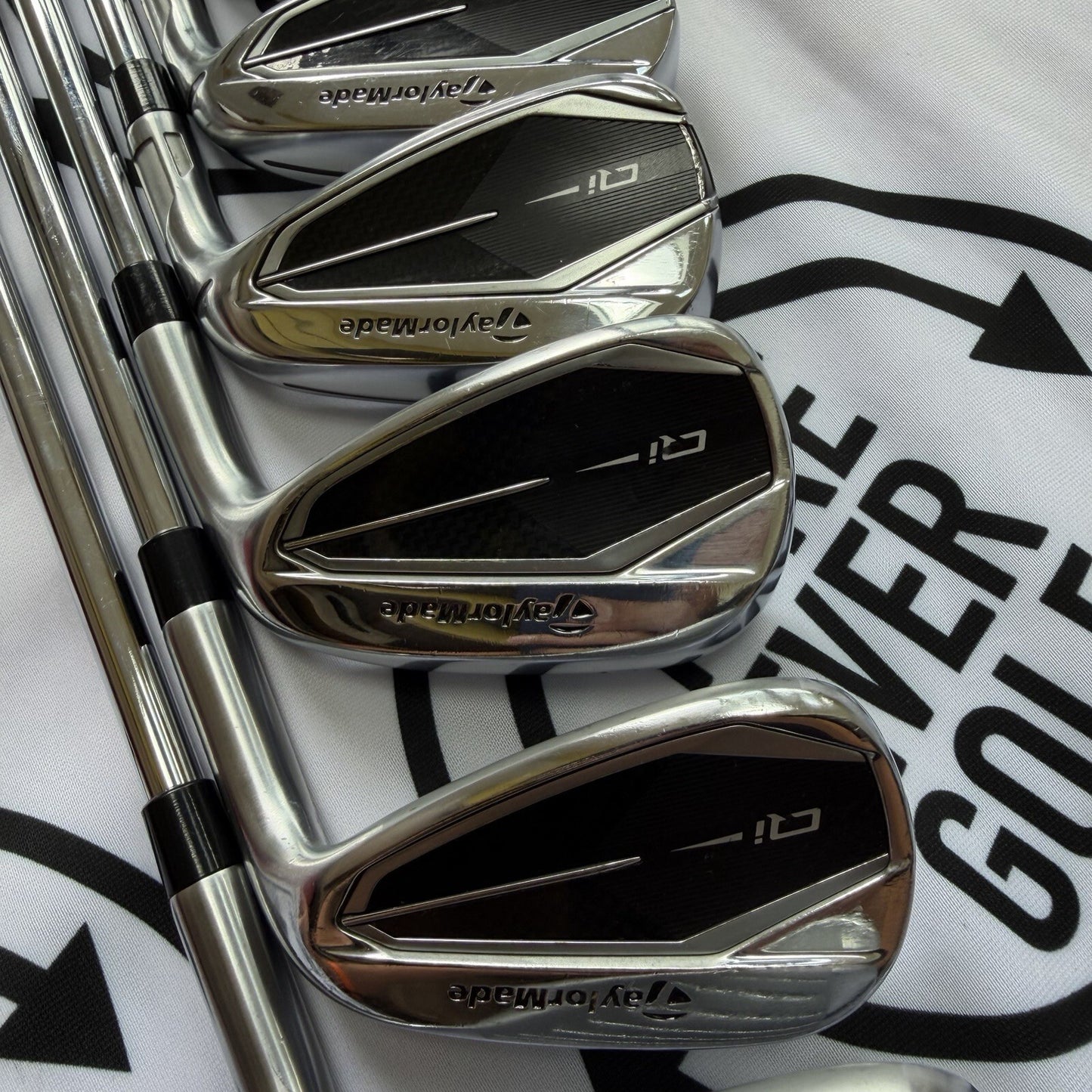 TAYLORMADE Qi IRONS / 5 - AW / Mens RH / 90g Reg Flex / V.GOOD USED