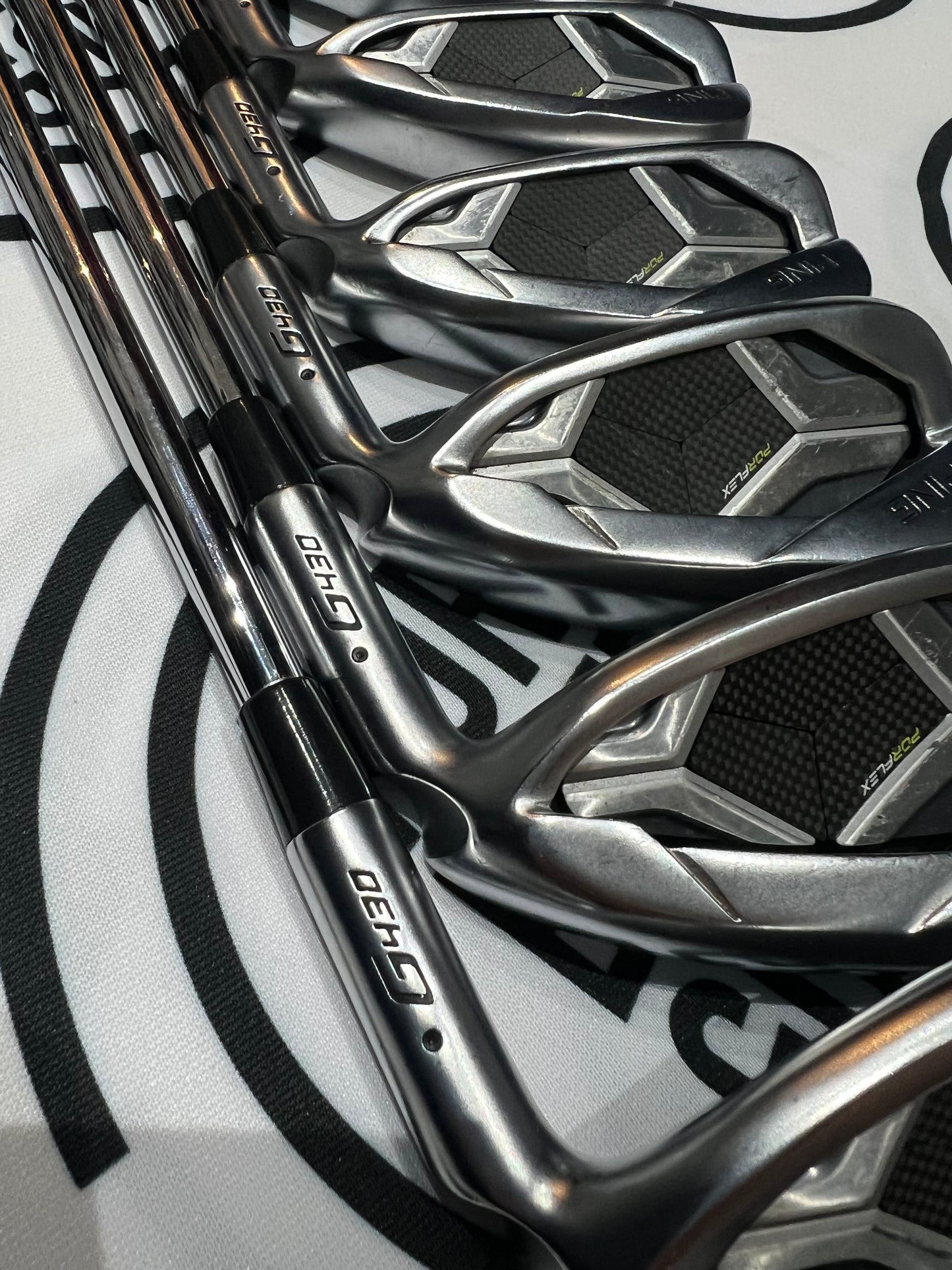 PING G430 IRONS / 5 - PW / Black Dot / Mens RH / 98g Reg Flex