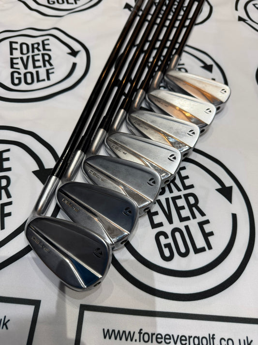 TAYLORMADE P790 (2021) IRONS / 4 - PW / RH / 105g Stiff Flex / Graphite Shafts