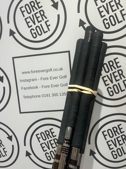TAYLORMADE 200 IRONS / 3 - PW / Mens RH / Reg Flex
