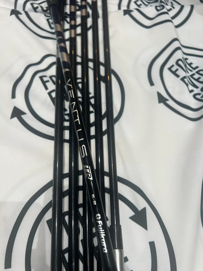 TAYLORMADE P770 IRONS (2023) / 5 - PW / RH / 60g Reg Flex GRAPHITE Shafts/ MINT