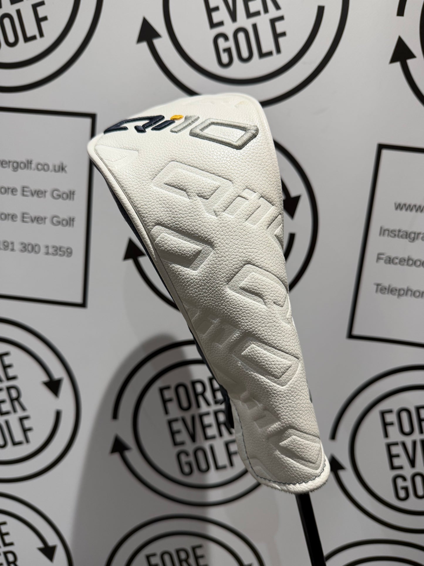 TAYLORMADE Qi10 TOUR 5 WOOD / 18 Deg / RH / 60g X-Stiff Flex