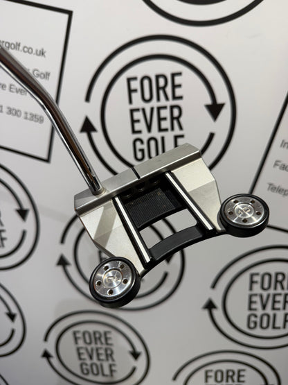 SCOTTY CAMERON FUTURA 6M PUTTER / RH / 36”