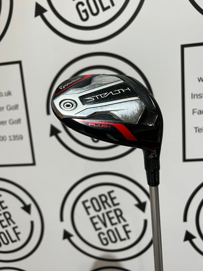 TAYLORMADE STEALTH PLUS+ ROCKET 3 WOOD / 13.5 Deg / RH / 60g Stiff Flex