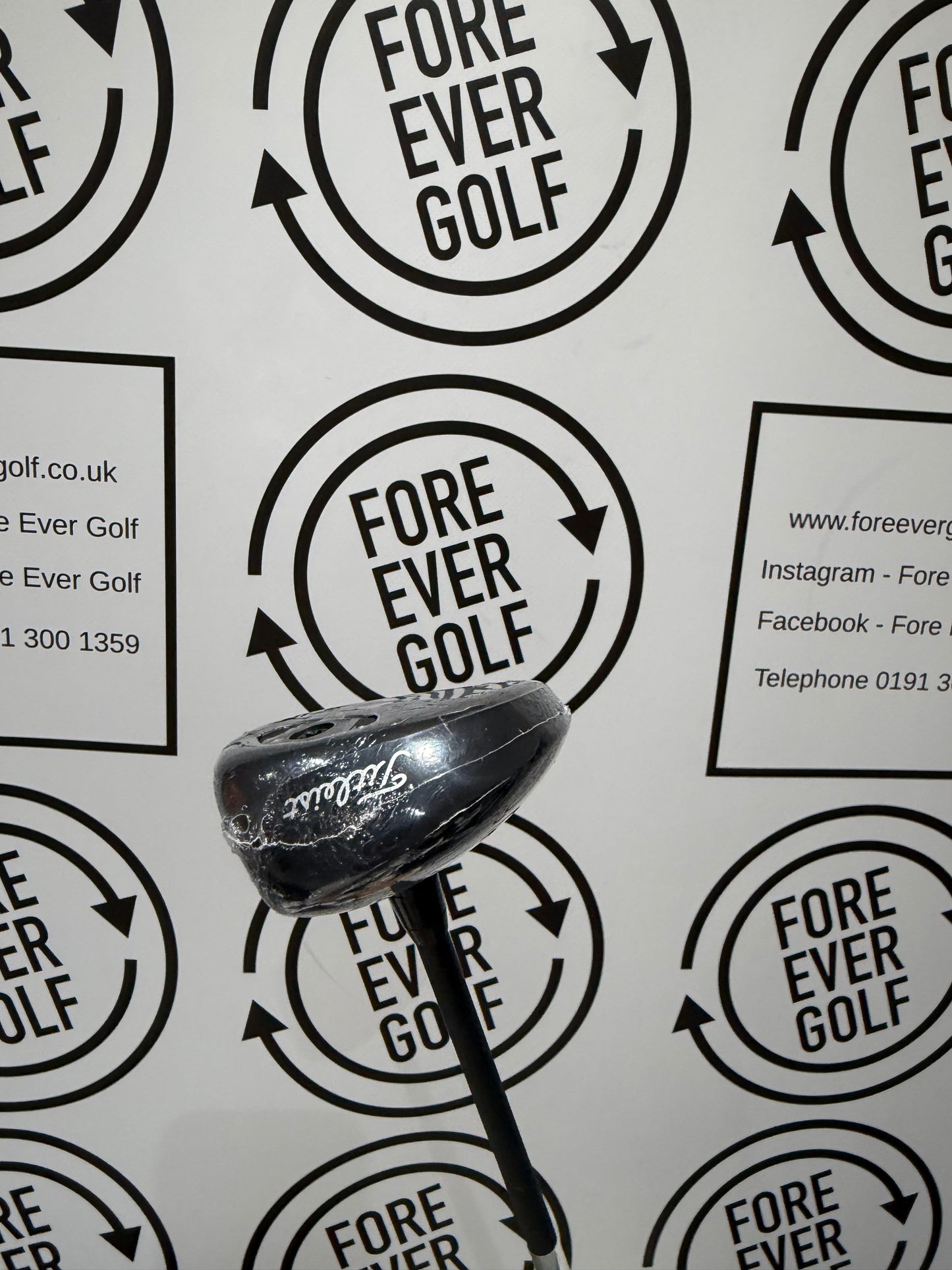 TITLEIST GT2 3 HYBRID / 18 Degree / RH / 65g Stiff Flex