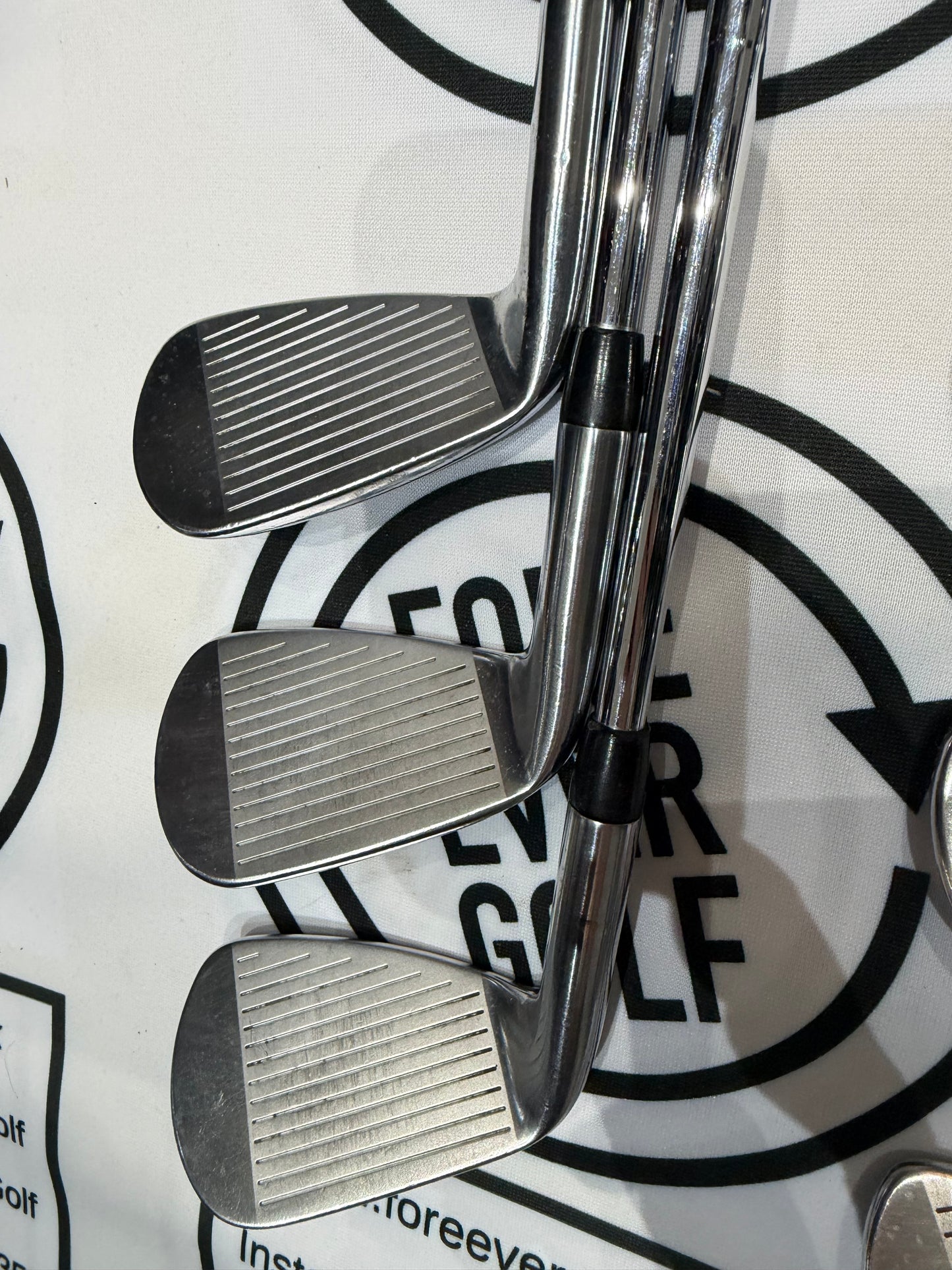 TITLEIST AP2 718 IRONS / 4 - PW / Mens RH / Tour FST Stiff Flex